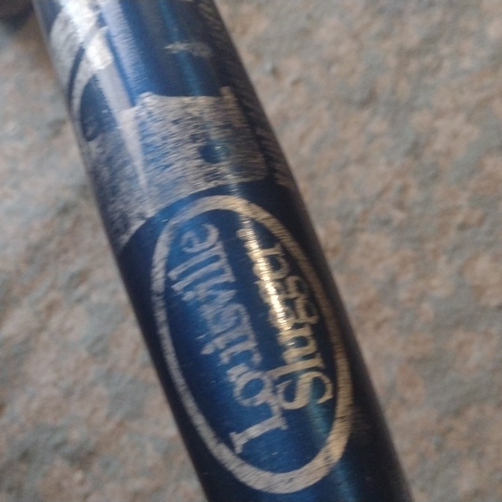 Assorted Baseball Bats - Picture 4 of 8